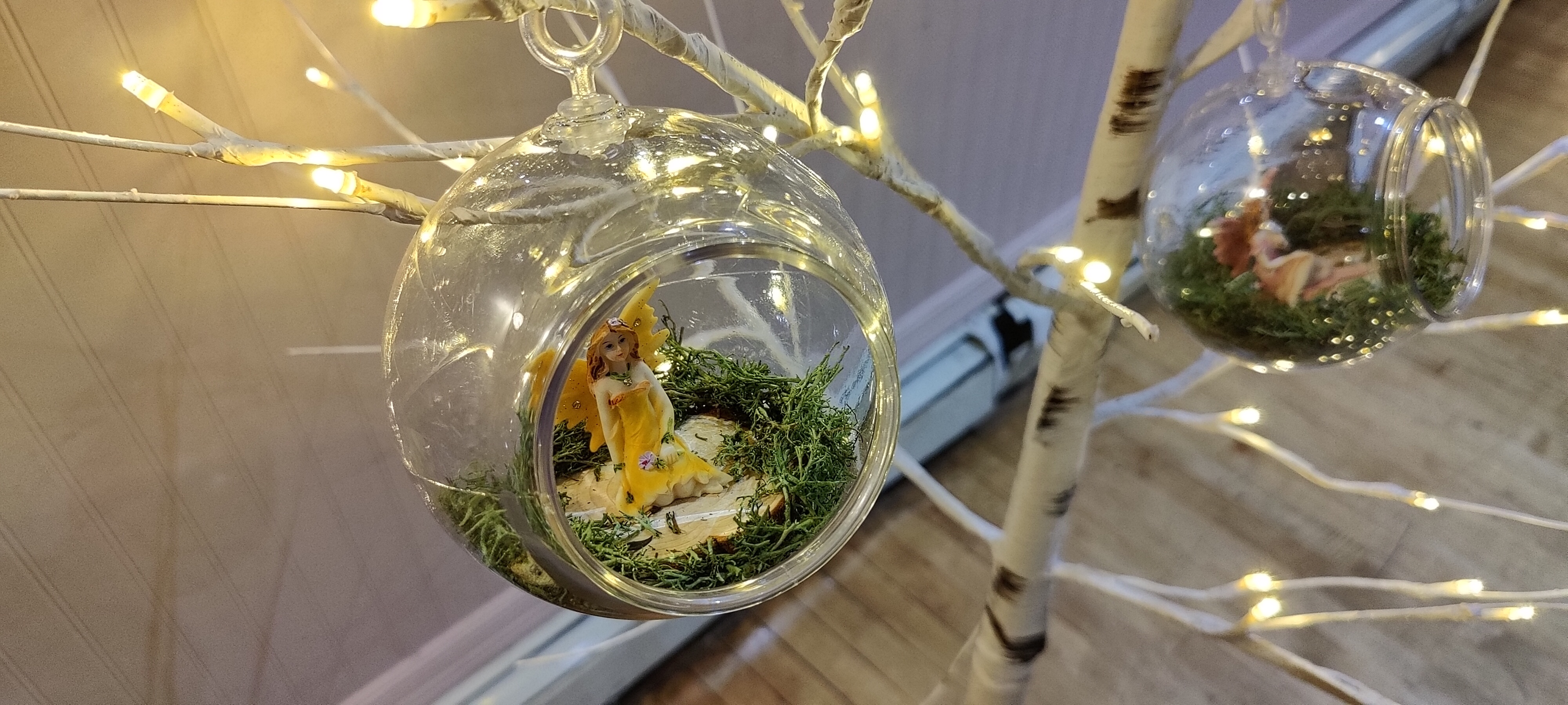 Glass ornament centerpieces